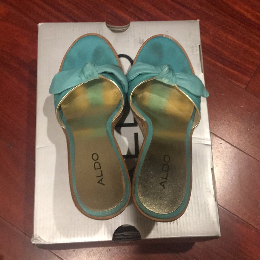 Wedges - Picture 4 of 5